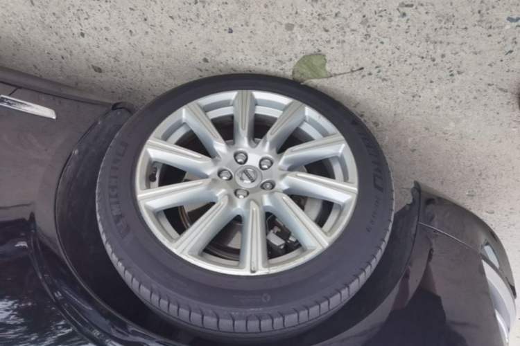 Used Volvo S90 2020 T5 Zhiyi Luxury Edition Left Front Wheel Hub