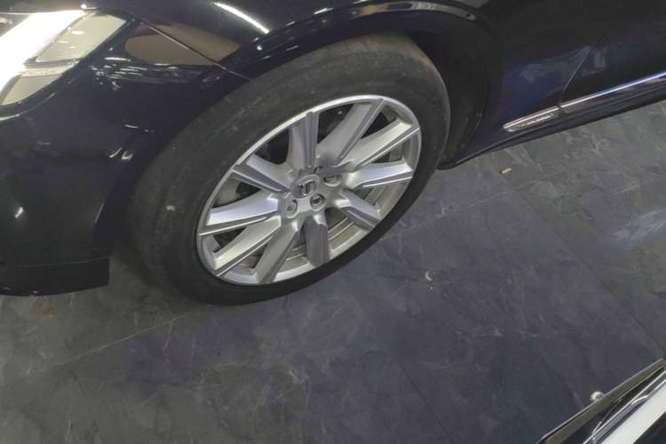 Used Volvo S90 2020 T5 Zhiyi Luxury Edition Left Front Wheel Hub