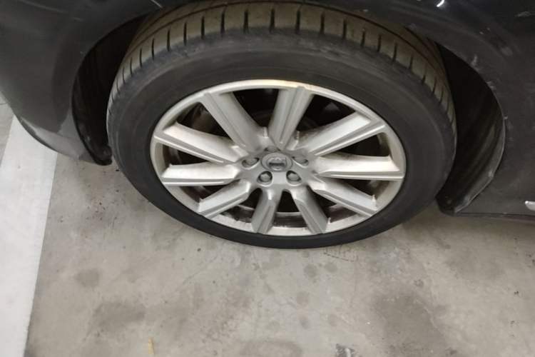 Used Volvo S90 2020 T5 Zhiyi Luxury Edition Left Front Wheel Hub
