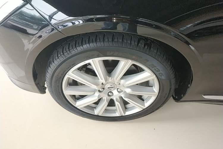 Used Volvo S90 2020 T5 Zhiyi Luxury Edition Left Front Wheel Hub