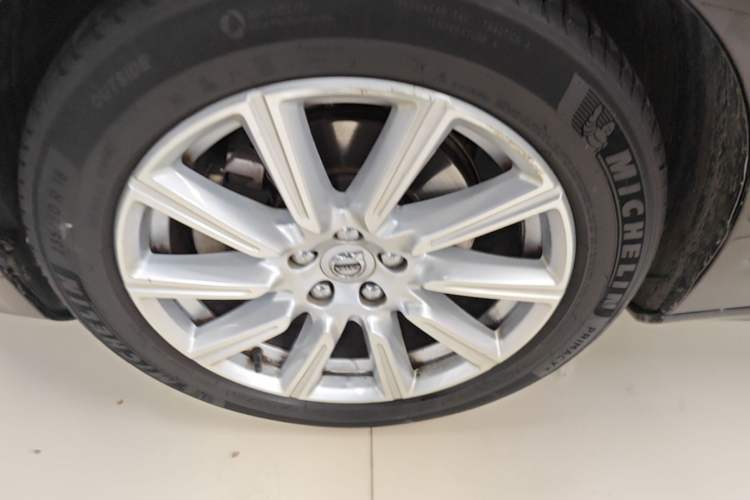 Used Volvo S90 2020 T5 Zhiyi Luxury Edition Left Front Wheel Hub