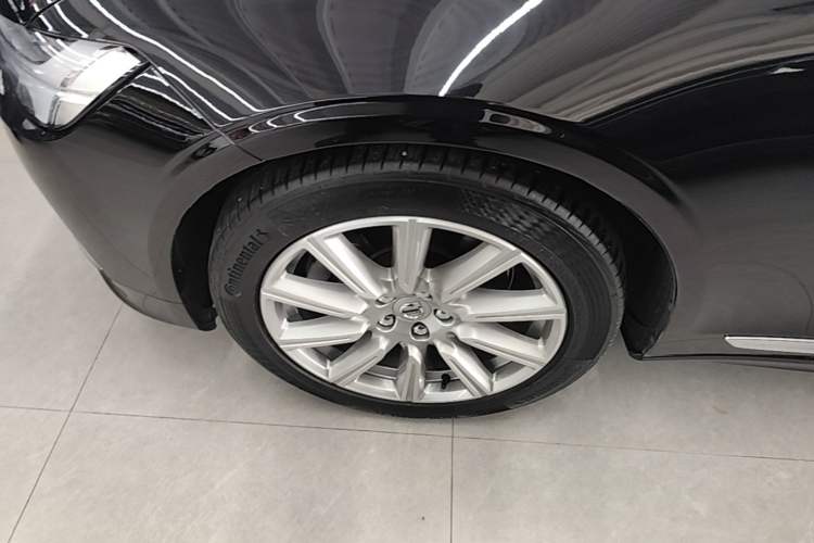 Used Volvo S90 2020 Facelifted T5 Zhiyi Luxury Edition Left Front Wheel Hub