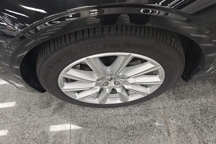 Used Volvo S90 2020 Facelifted T5 Zhiyi Luxury Edition Left Front Wheel Hub