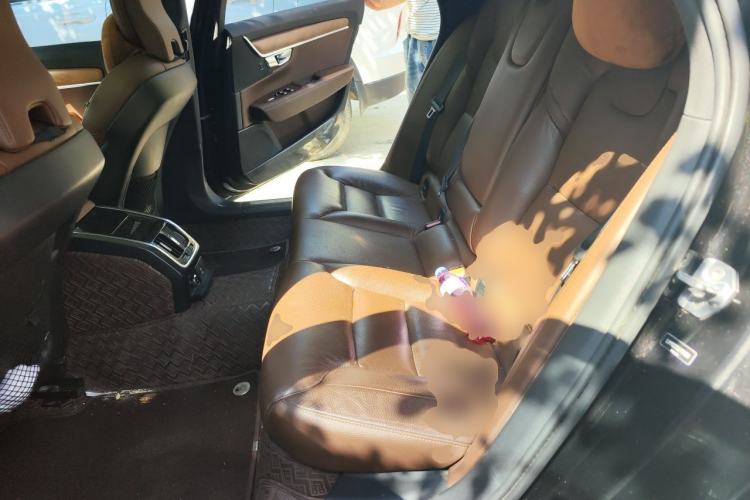 Used Volvo S90 2020 Facelifted T5 Zhiyi Luxury Edition Left Rear Seat