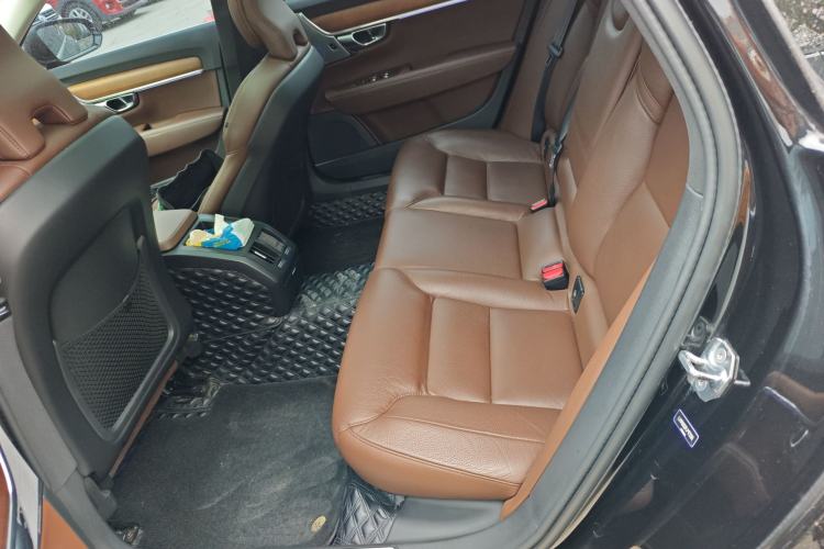 Used Volvo S90 2020 Facelifted T5 Zhiyi Luxury Edition Left Rear Seat