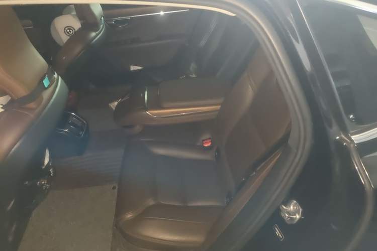 Used Volvo S90 2020 T5 Zhiya Luxury Edition Left Rear Seat