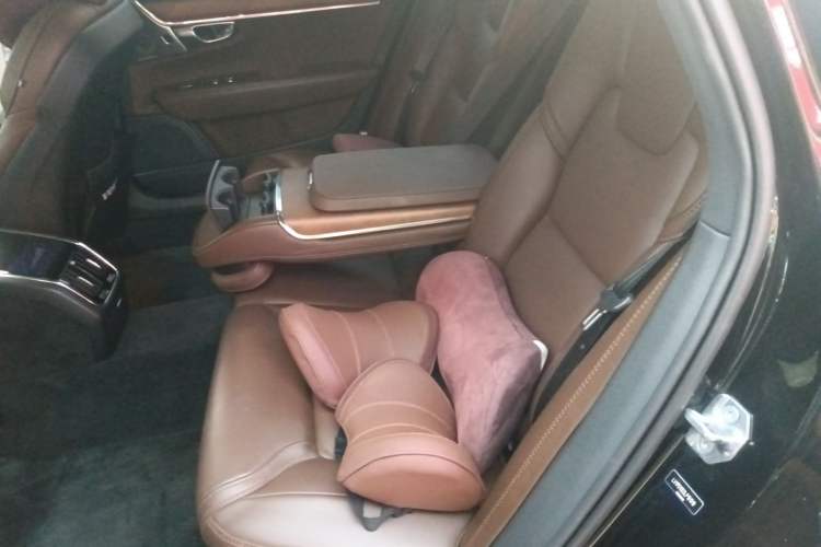 Used Volvo S90 2020 Facelift T5 Smart Luxury Edition Left Rear Seat