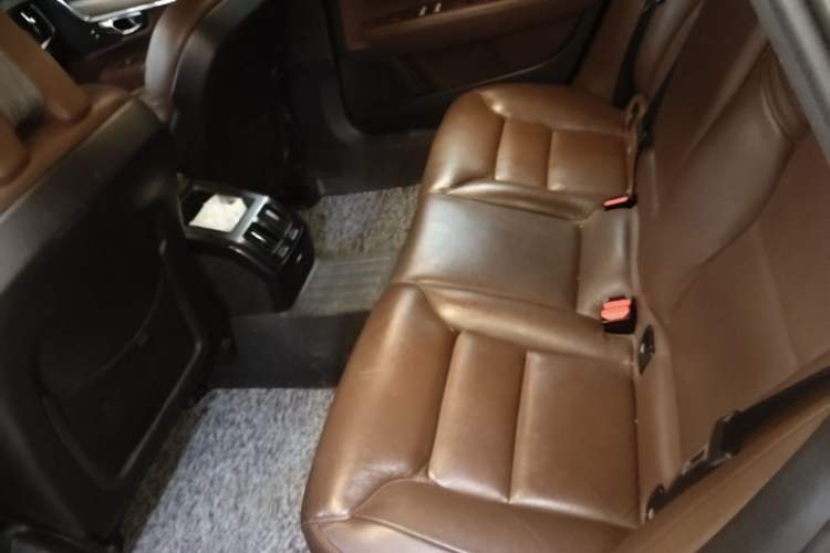 Used Volvo S90 2020 T5 Zhiyi Luxury Edition Left Rear Seat