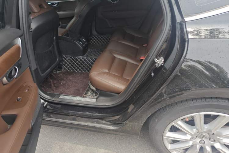 Used Volvo S90 2020 T5 Zhiyi Luxury Edition Left Rear Seat