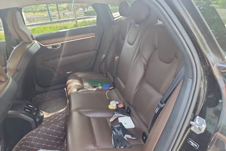 Used Volvo S90 2020 T5 Zhiyi Luxury Edition Left Rear Seat