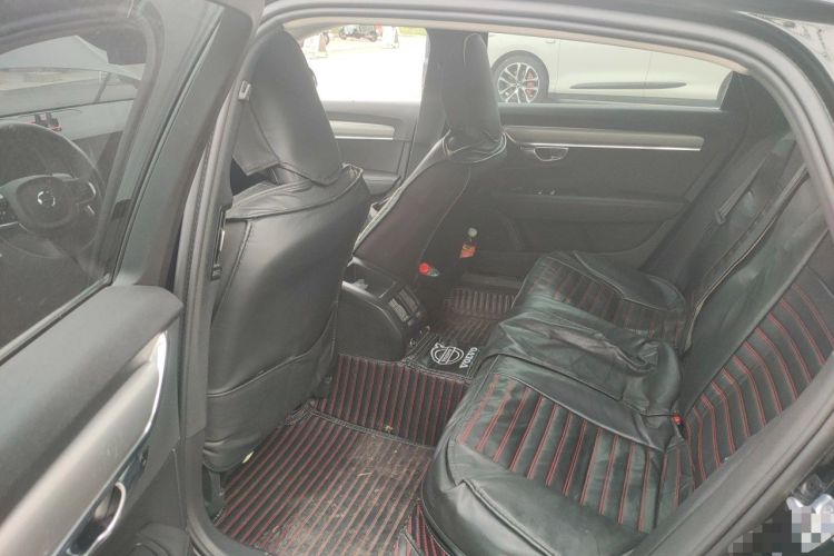Used Volvo S90 2020 T4 SmartDrive Luxury Edition Left Rear Seat