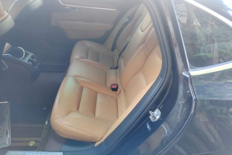 Used Volvo S90 2020 T5 Zhiyi Luxury Edition Left Rear Seat