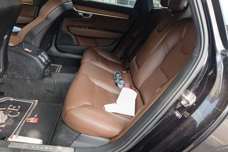 Used Volvo S90 2020 T5 Zhiyi Luxury Edition Left Rear Seat
