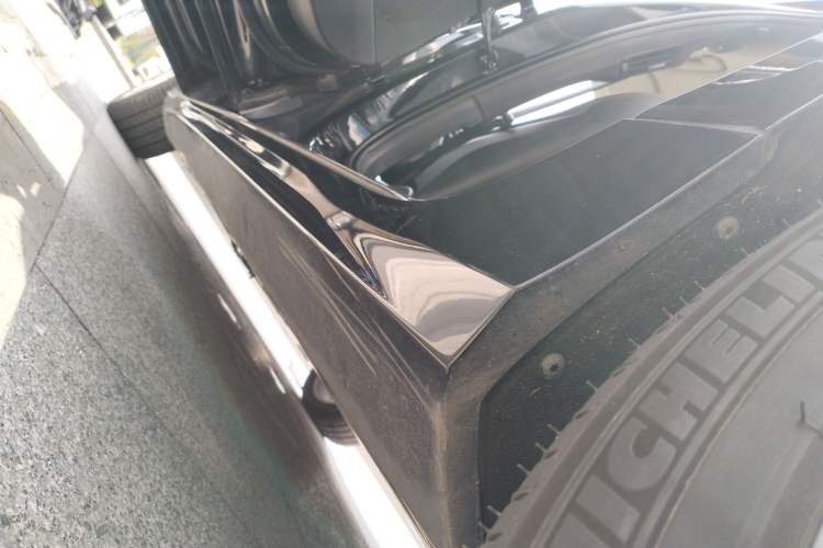 Used Volvo S90 2020 Facelifted T5 Zhiyi Luxury Edition Left Side Sill