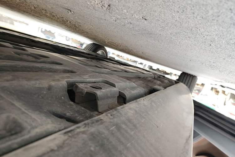 Used Volvo S90 2020 T5 Zhiyi Luxury Edition Left Side Sill