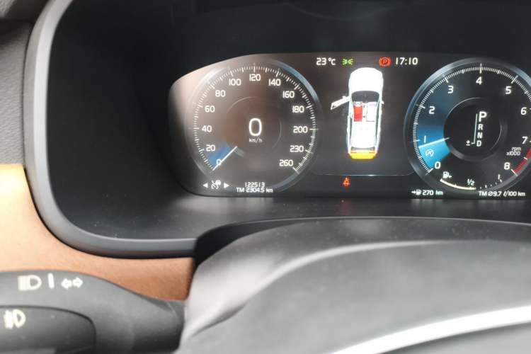 Used Volvo S90 2020 T5 Zhiyi Luxury Edition Odometer Close Up