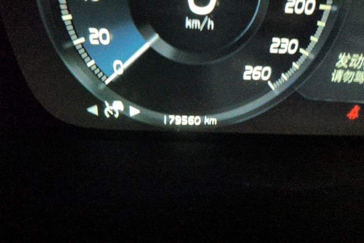 Used Volvo S90 2020 T5 Zhiyi Luxury Edition Odometer Close Up