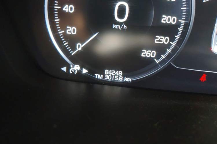 Used Volvo S90 2020 T5 Zhiyi Luxury Edition Odometer Close Up