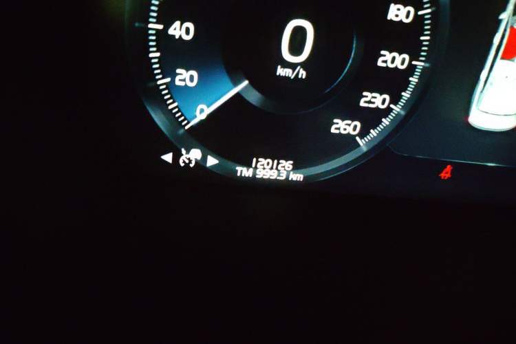 Used Volvo S90 2020 Facelifted T5 Zhiyi Luxury Edition Odometer Close Up