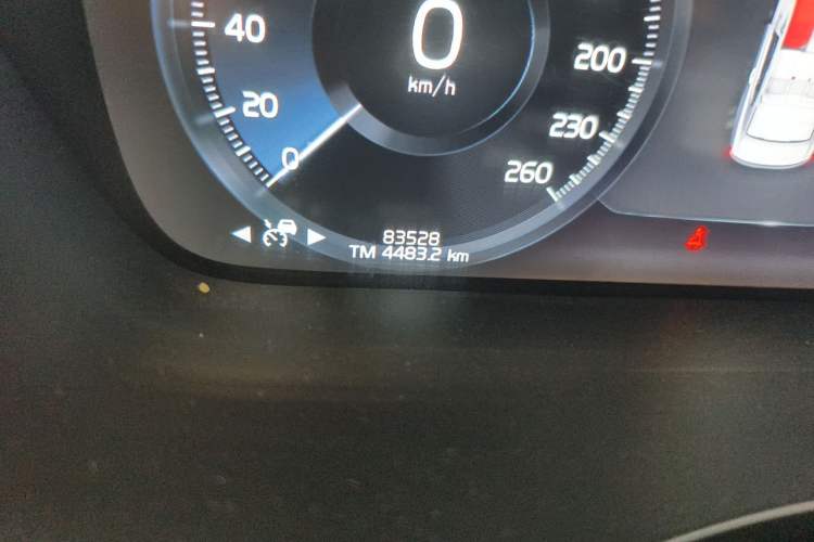 Used Volvo S90 2020 T5 Zhiyi Luxury Edition Odometer Close Up