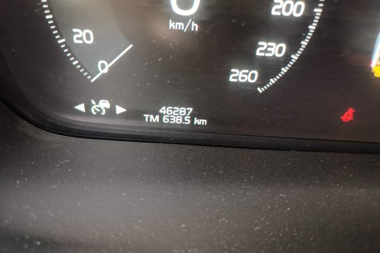 Used Volvo S90 2020 T5 Zhiyi Luxury Edition Odometer Close Up