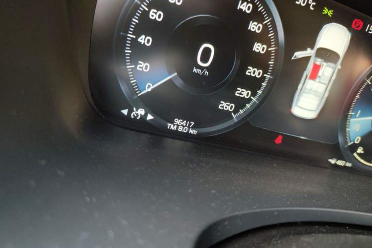 Used Volvo S90 2020 T5 Zhiyi Luxury Edition Odometer Close Up