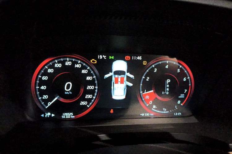 Used Volvo S90 2020 T5 Zhiyi Luxury Edition Odometer Close Up