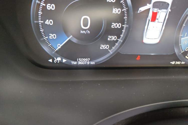 Used Volvo S90 2020 T5 Zhiyi Luxury Edition Odometer Close Up