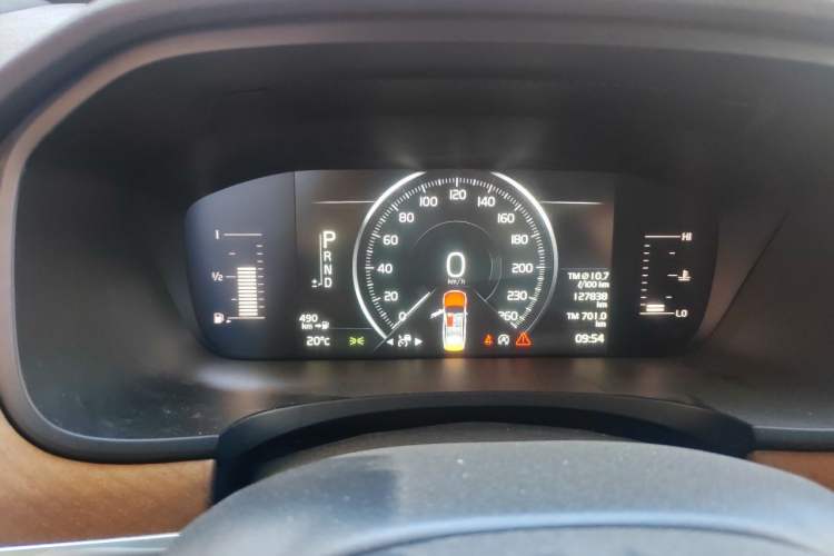 Used Volvo S90 2020 T5 Zhiyi Luxury Edition Odometer Close Up