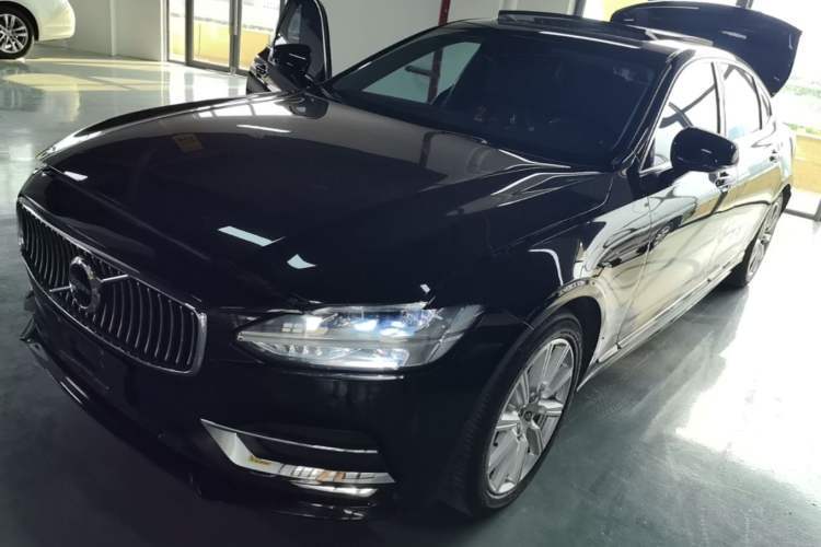 Used Volvo S90 2020 T5 Zhiyi Luxury Edition Guazi used car, China used car export, Used car for sale, Used cars, Cheapest cars for sale