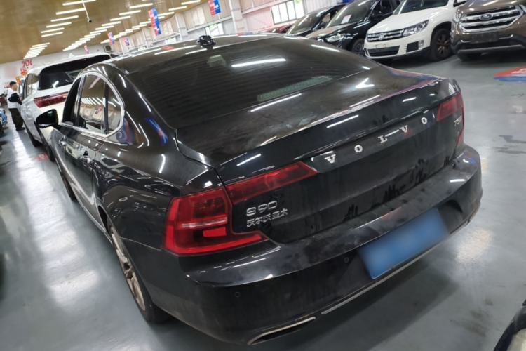 Used Volvo S90 2020 T5 Zhiyi Luxury Edition Rear Left 45 Deg