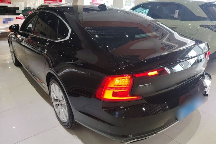 Used Volvo S90 2020 T5 Zhiyi Luxury Edition Rear Left 45 Deg