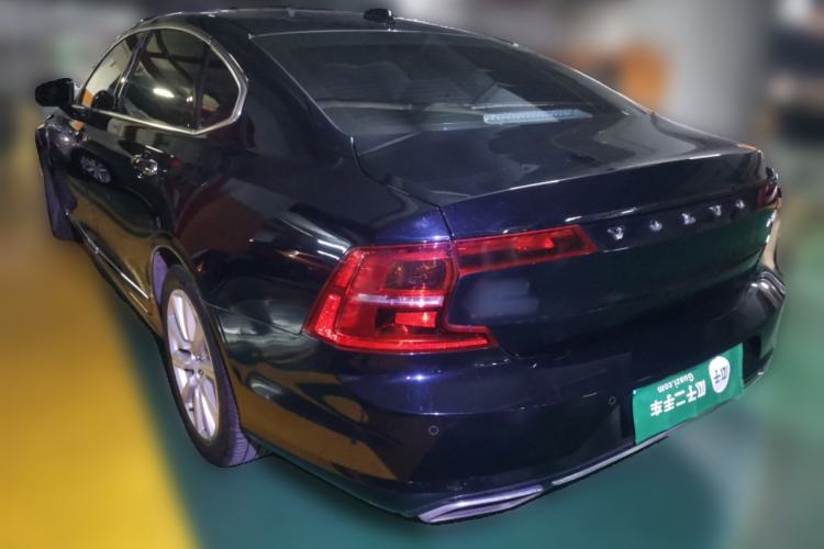 Used Volvo S90 2020 T5 Zhiyi Luxury Edition Rear Left 45 Deg