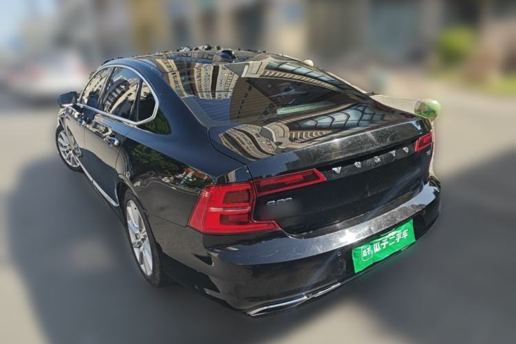 Used Volvo S90 2020 T5 Zhiyi Luxury Edition Rear Left 45 Deg