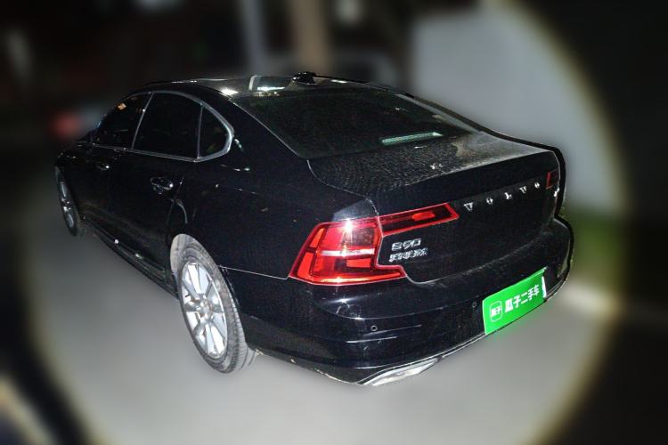 Used Volvo S90 2020 T5 Zhiyi Luxury Edition Rear Left 45 Deg
