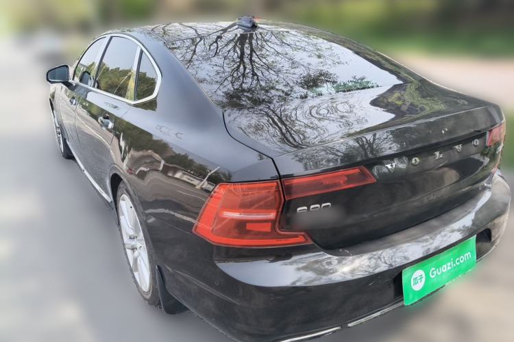 Used Volvo S90 2020 T5 Zhiya Luxury Edition Rear Left 45 Deg