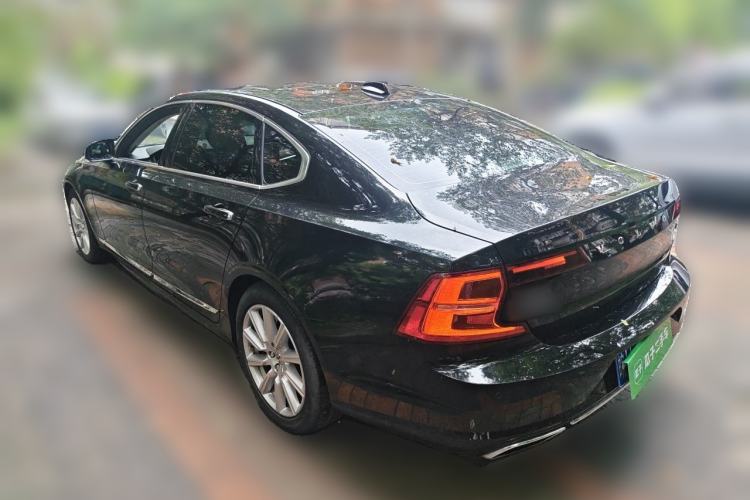 Used Volvo S90 2020 T5 Zhiyi Luxury Edition Rear Left 45 Deg
