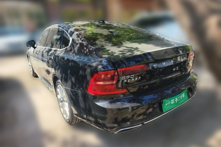 Used Volvo S90 2020 Facelifted T5 Zhiyi Luxury Edition Rear Left 45 Deg
