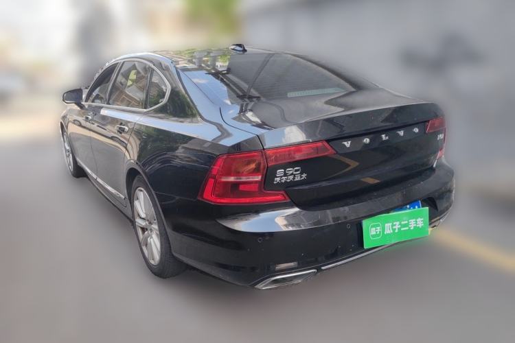 Used Volvo S90 2020 T5 Zhiyi Luxury Edition Rear Left 45 Deg