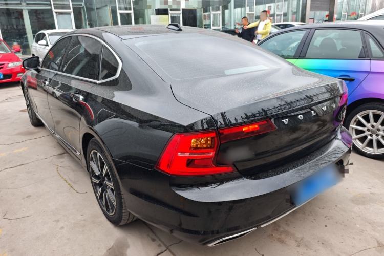 Used Volvo S90 2020 Facelifted T5 Zhiyi Luxury Edition Rear Left 45 Deg