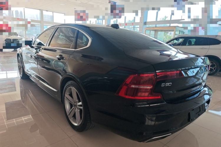 Used Volvo S90 2020 T5 Zhiyi Luxury Edition Rear Left 45 Deg