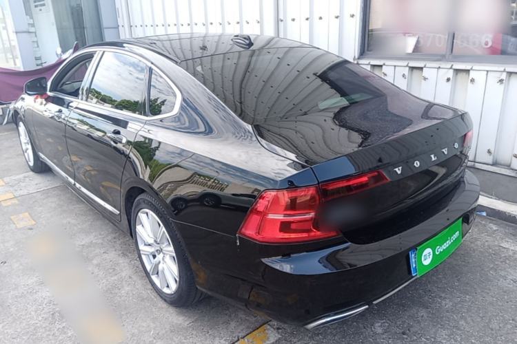Used Volvo S90 2020 Facelifted T5 Zhiyi Luxury Edition Rear Left 45 Deg