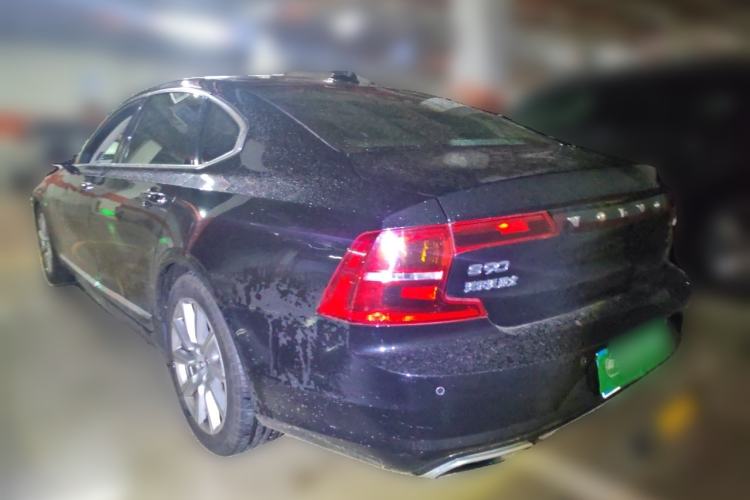 Used Volvo S90 2020 T5 Zhiyuan Luxury Edition Rear Left 45 Deg