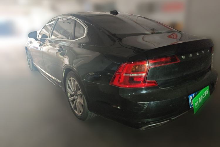 Used Volvo S90 2020 T5 Zhiyi Luxury Edition Rear Left 45 Deg