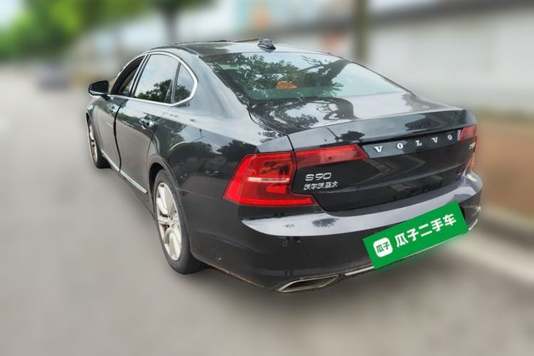 Used Volvo S90 2020 T5 Zhiyi Luxury Edition Rear Left 45 Deg