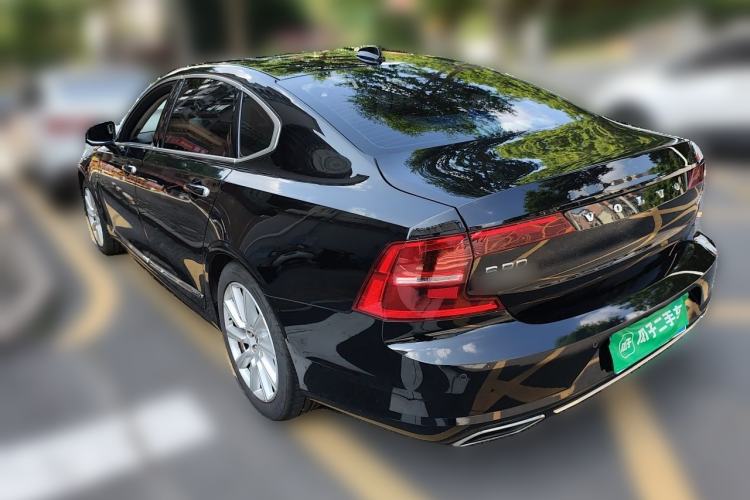Used Volvo S90 2020 T5 Zhiyi Luxury Edition Rear Left 45 Deg