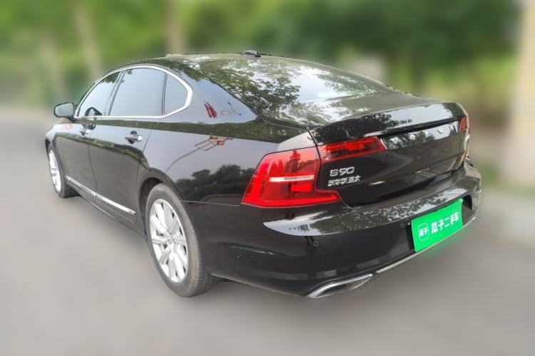 Used Volvo S90 2020 T5 Zhiyi Luxury Edition Rear Left 45 Deg