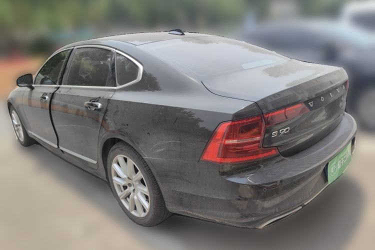 Used Volvo S90 2020 T5 Zhiyi Luxury Edition Rear Left 45 Deg