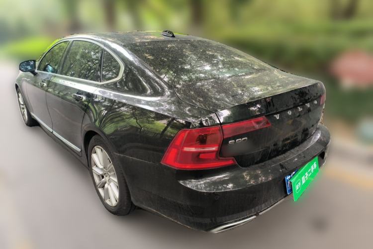 Used Volvo S90 2020 Facelift T5 Smart & Luxurious Edition Rear Left 45 Deg