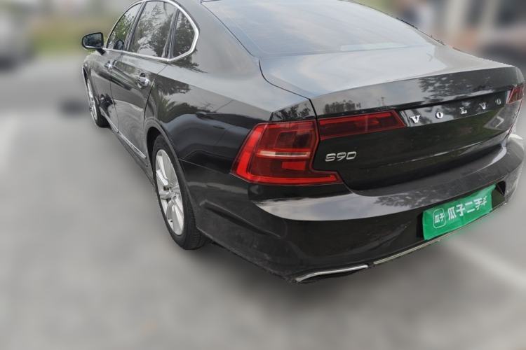 Used Volvo S90 2020 T5 Zhiyi Luxury Edition Rear Left 45 Deg